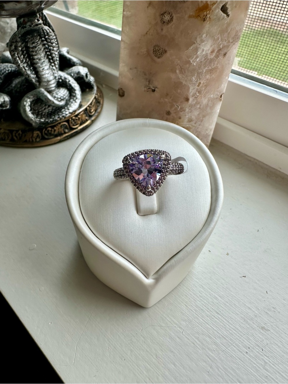 Bomb Party Ring Size 7 RG46417 Get In The Zone Lavender Topaz CZ in Rhodium